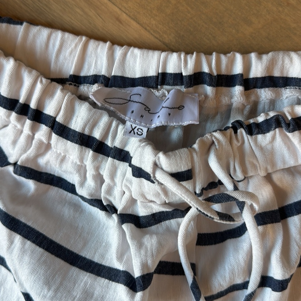 Sabo skirt striped shorts tunic set - Picture 10 of 13
